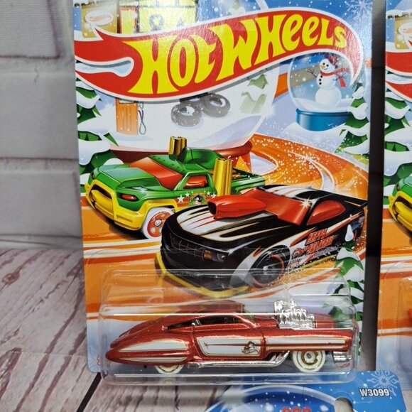 Hot Wheels 2024 Christmas & New Year Holiday Cars 1:64 Diecast Set of 5, W3099 - Picture 2 of 7